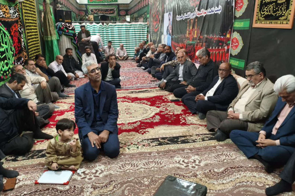 پیرغلامان اهل بیت(ع) ماهانه در  "محفل اشک" بیرجند گرد هم میآیند