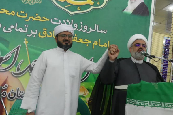 همعهدی علمای شیعه و سنی جنوب استان فارس در نشست «امت احمد، اسوه مقاومت» شهرستان مهر