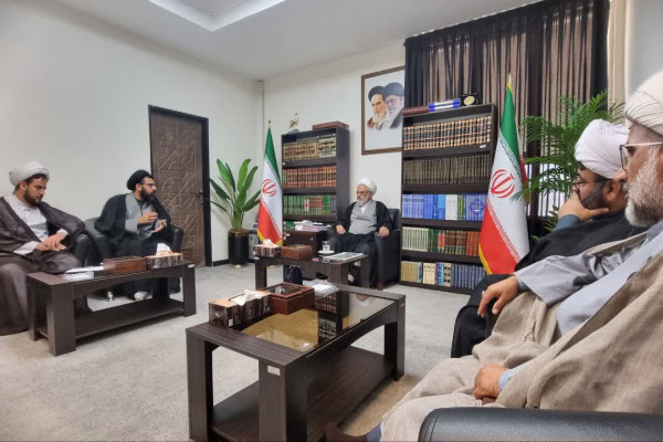 برگزاری نمایشگاه «مسجد جامعهپرداز» در بندرعباس محور دیدار نماینده ولی فقیه هرمزگان با معاون فرهنگی تبلیغات اسلامی استان