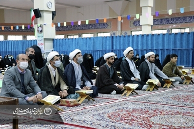 همایش پرچمداران نور ويژه حافظان قرآن کریم