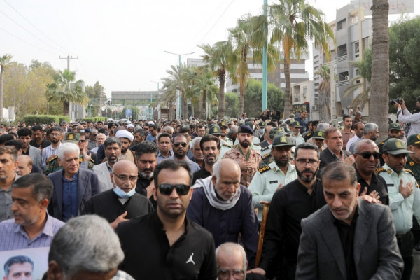 تشییع پیکر مطهر شهید «مجتبی شهیدی زاده» در بندرعباس