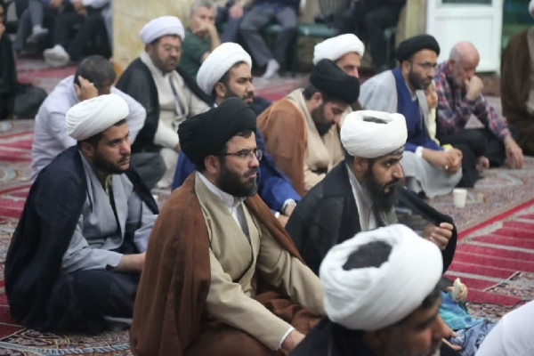 جلسه هفتگی اخلاق در شهرکرد