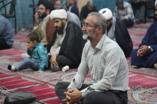 جلسه هفتگی اخلاق در شهرکرد