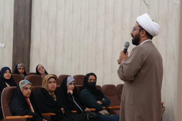 کارگاه آموزشی ارتباط مؤثر با نوجوانان