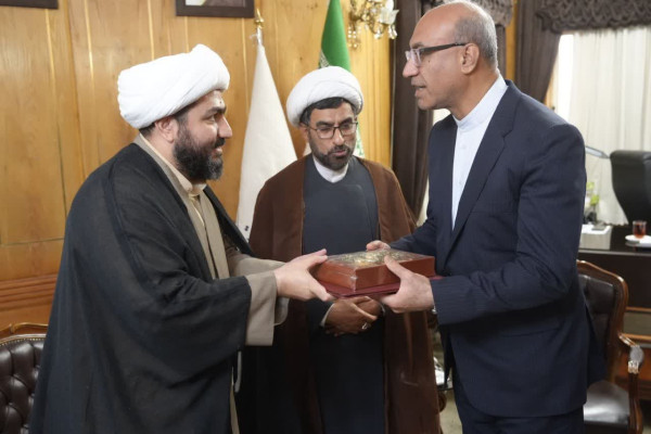 دیدار معاون سازمان دارالقرآن کشور با استاندار کرمانشاه