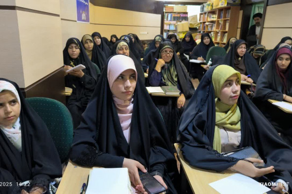 دوره تربیت مربی تدبر در قرآن کریم یاسوج برگزار شد.