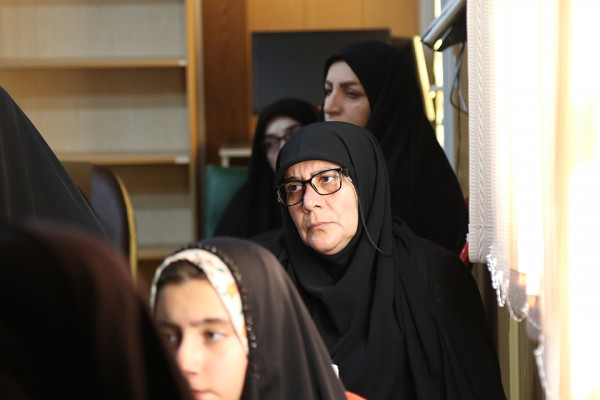 برگزاری دوره آموزشی "هوش مصنوعی و شبکه های اجتماعی" در شهرستان دره شهر