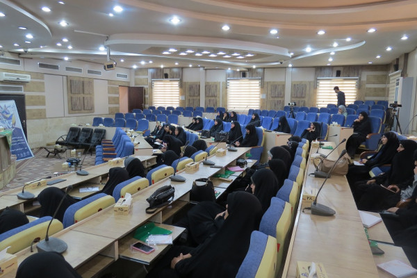 "برگزاری رویداد فرهنگی «بانوی مجاهد» در کرمانشاه؛ بانوان فعال در عرصه فرهنگ و هنر اسلامی حضور چشمگیری داشتند"