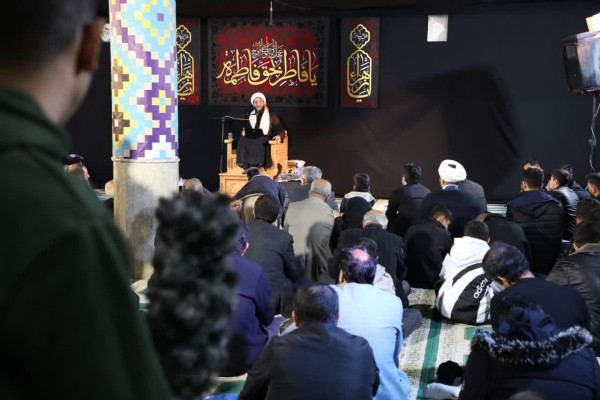 برپایی محافل عزای فاطمی در شهرکرد با عطر شهدای گمنام