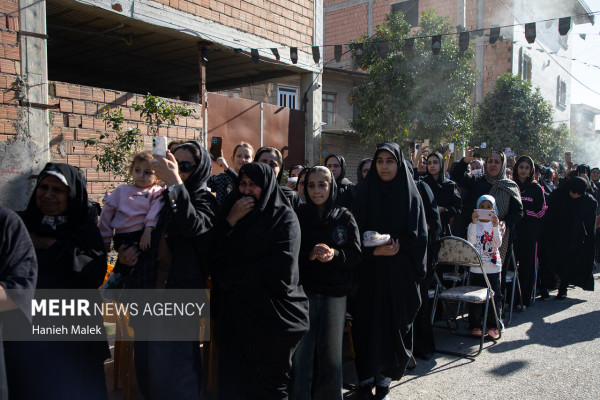 «بازگشت بی‌صدا، بدرقه‌ای پرشکوه؛ شهید گمنام کربلای4 در آغوش مردم آهنگرمحله آرام گرفت»