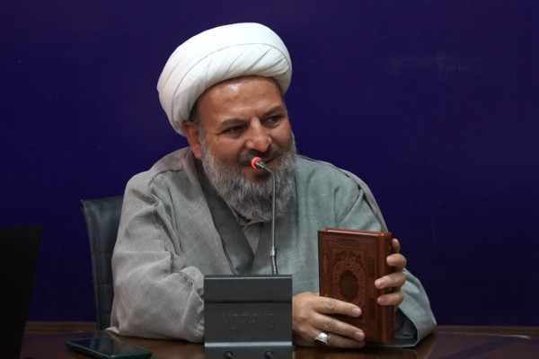 نشست تخصصی «عملیات زندگی با آیه‌ها» استان همدان 1404