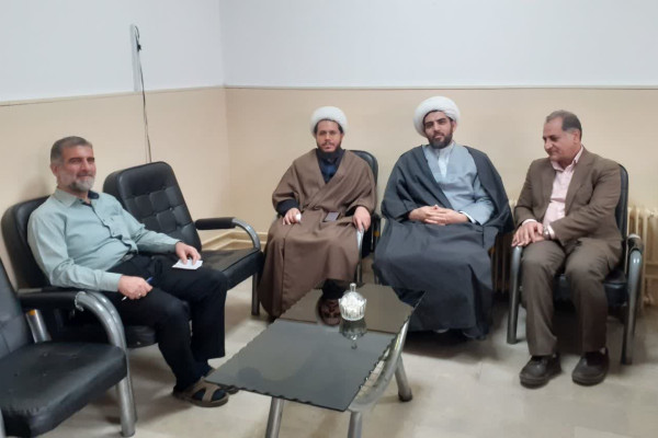 مسجد محله‌ محور با حضور رئیس تبلیغات اسلامی و شهردار شهرستان کنگاور کلید خورد .