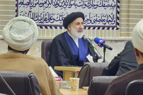 زبان علامه مصباح زبان جوانان است