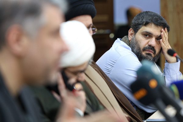 نشست هیئت داوران چهارمین مهرواره هوای‌نو