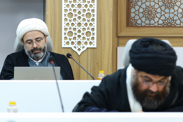 نشست هیئت داوران چهارمین مهرواره هوای‌نو