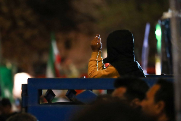 بچه های ما خونخواه رهبر شهیداند