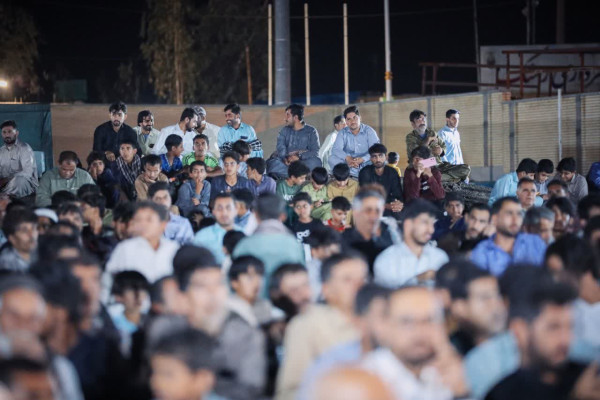 شیعه و سنی، یک صف، یک دل، زیر پرچم امت احمد