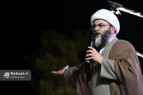 حضور حجت‌الاسلام محمد قمی در تجمع شبانه مردمی در بیرجند