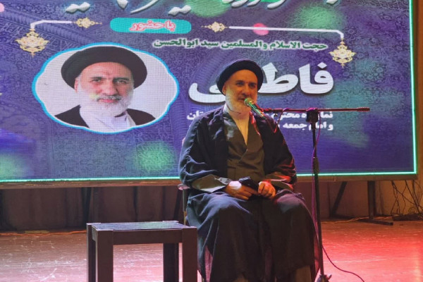 اجتماع هزار نفری سفیران آیه‌ها در استان